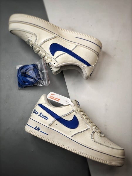 Vlone x Air Force 1 Low Creme e Azul - Vista 6