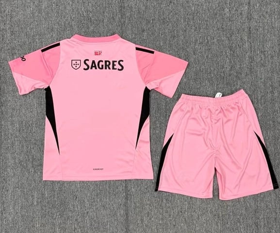 Kit Criança Benfica Guarda Redes rosa 25/26 - Vista 2