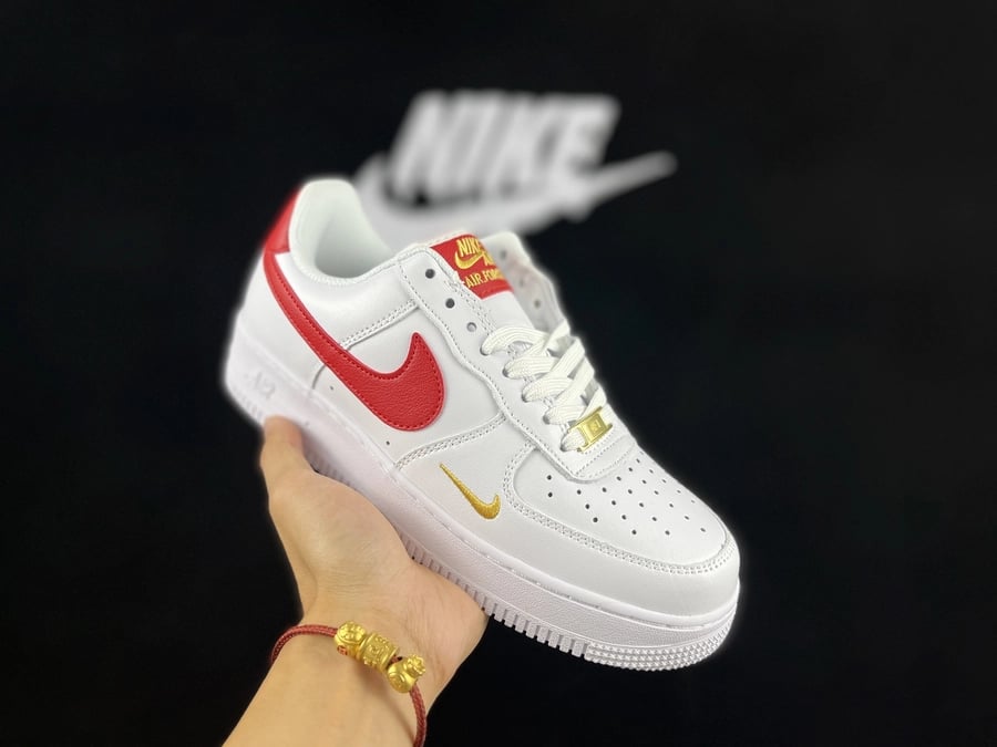 Air Force 1 Low Mini Swoosh Branco Vermelho - Vista 1