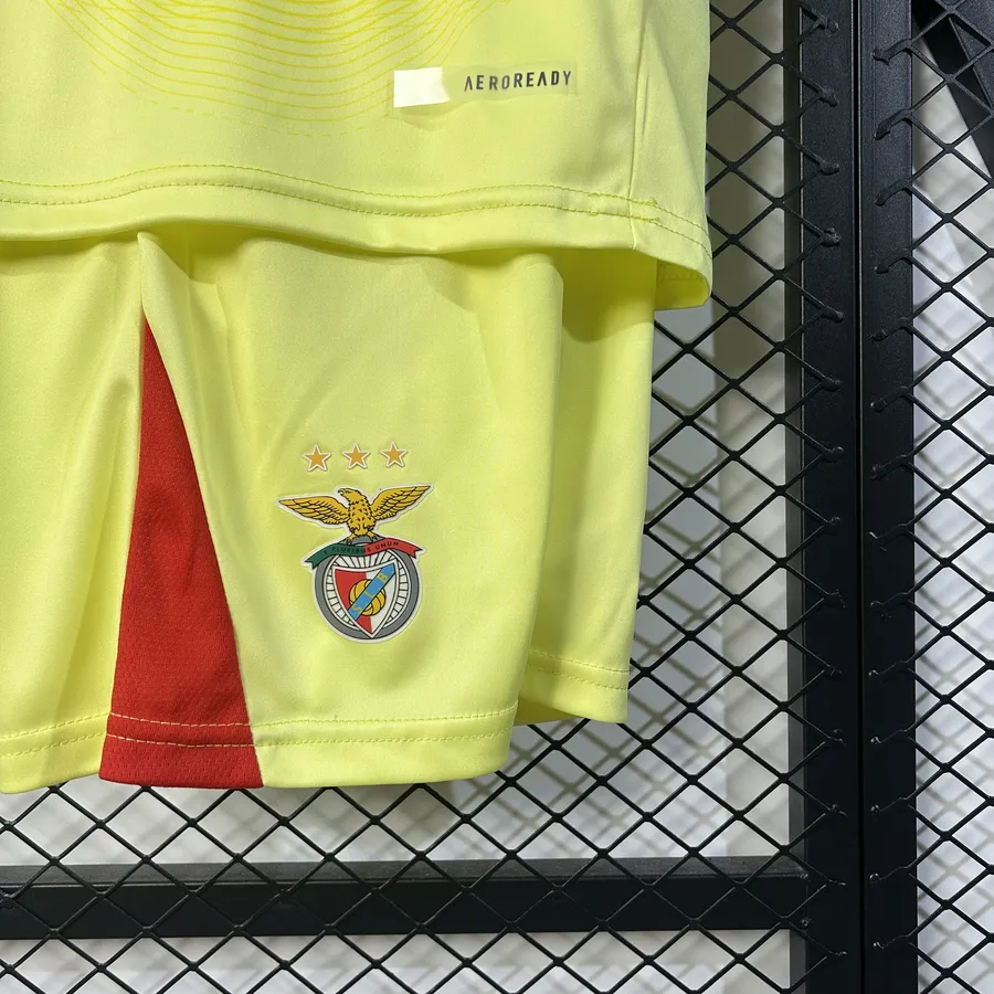 SL Benfica Kids Goalkeeper Kit 2025/26 - Vista 5