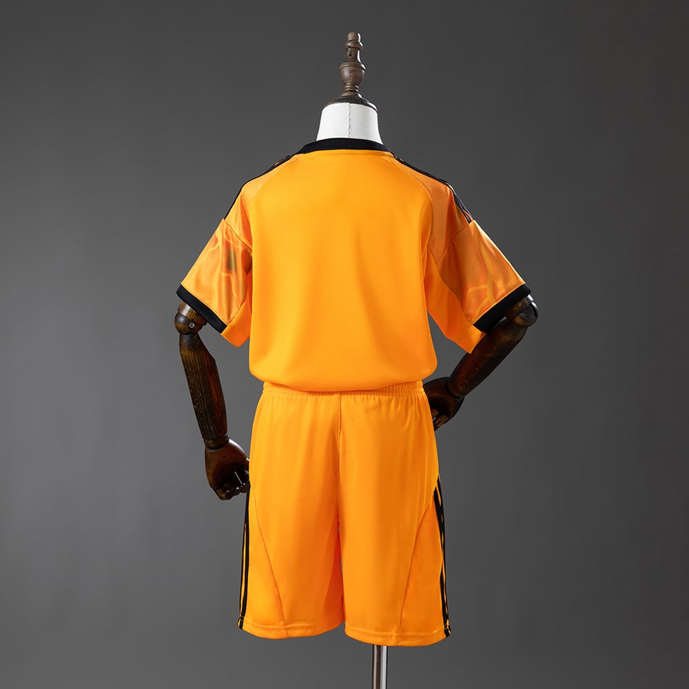 Kit criança AS Roma casa 2025/26 - Vista 2