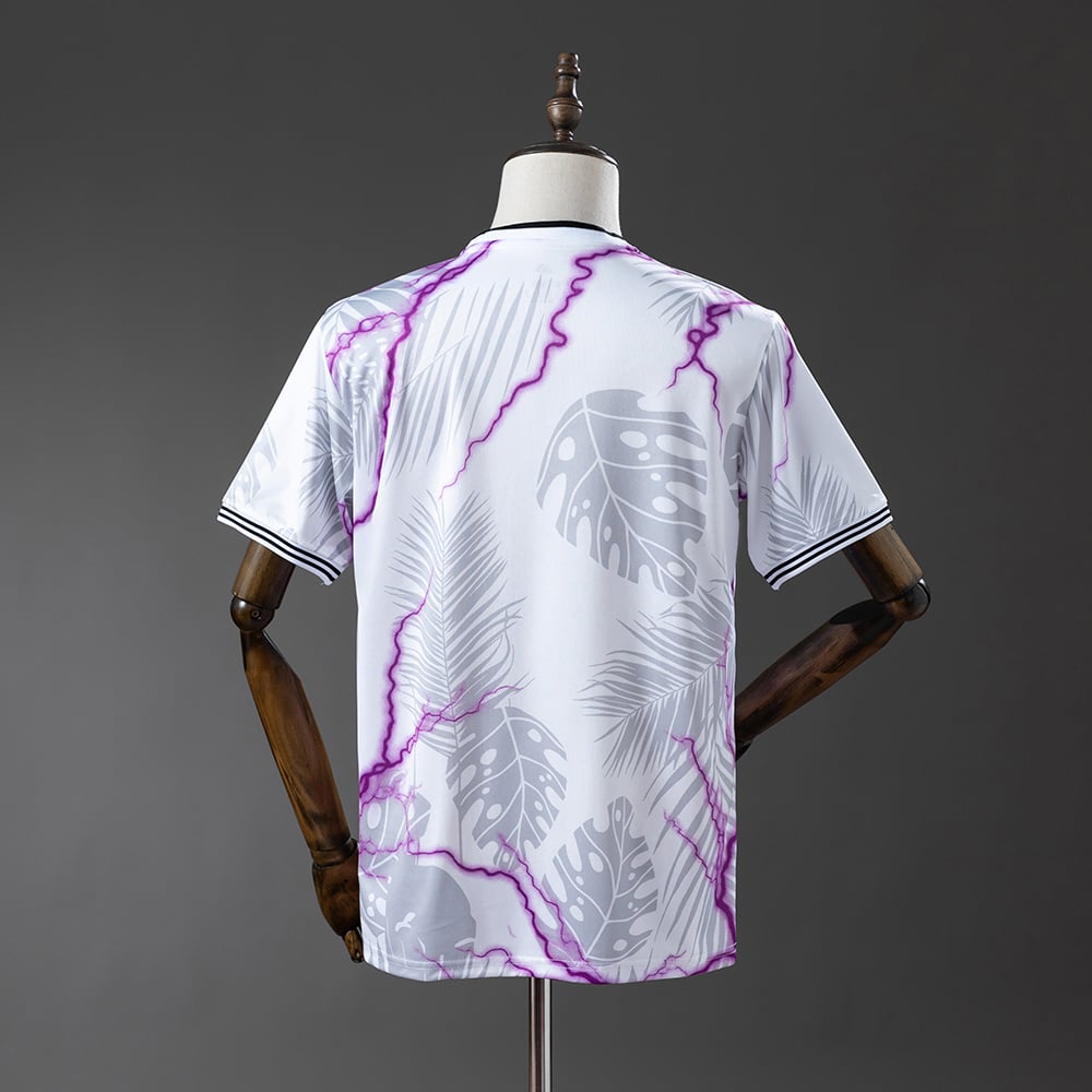 Real Madrid Special Edition 25/26 - Vista 2