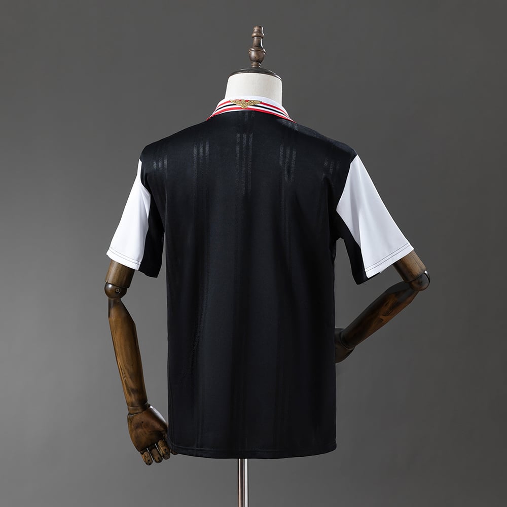 Camisola Retro SL Benfica 97/98 Alternativa - Vista 2