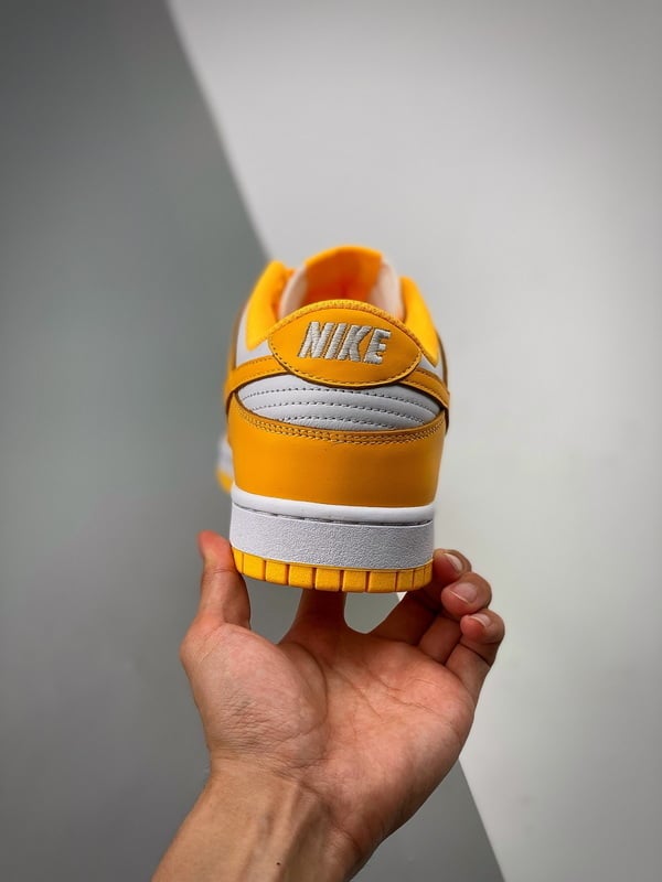 Nike Dunk Laser Orange - Vista 10