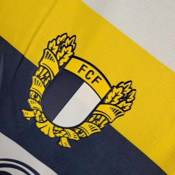 F.C. Famalicão Home Jersey 25/26 - Vista 3