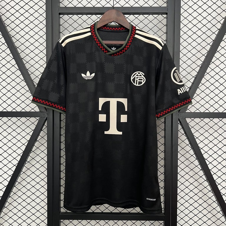 Bayern Munich Away Jersey 2025/26 - Vista 1