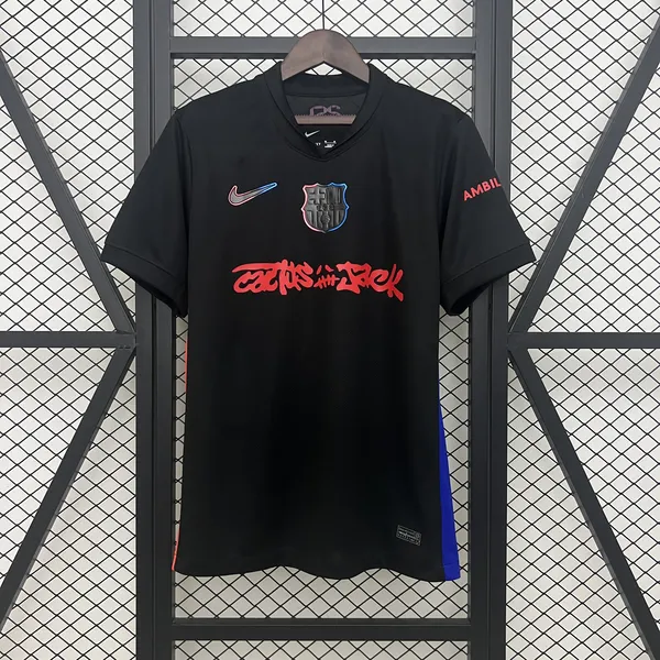 Camisola Barcelona x Travis Scott Preta 2025/26 - Vista 1