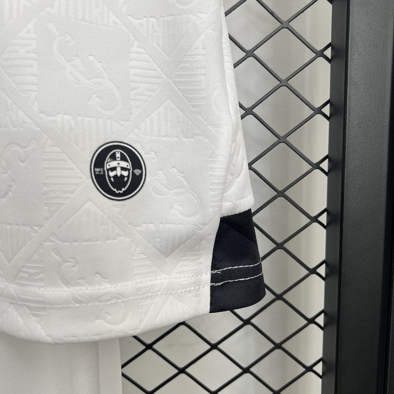 Vitória SC Kids Home Kit 25/26 - Vista 5