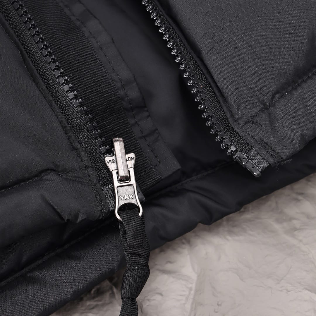 The North Face classic 700 preto - Vista 6