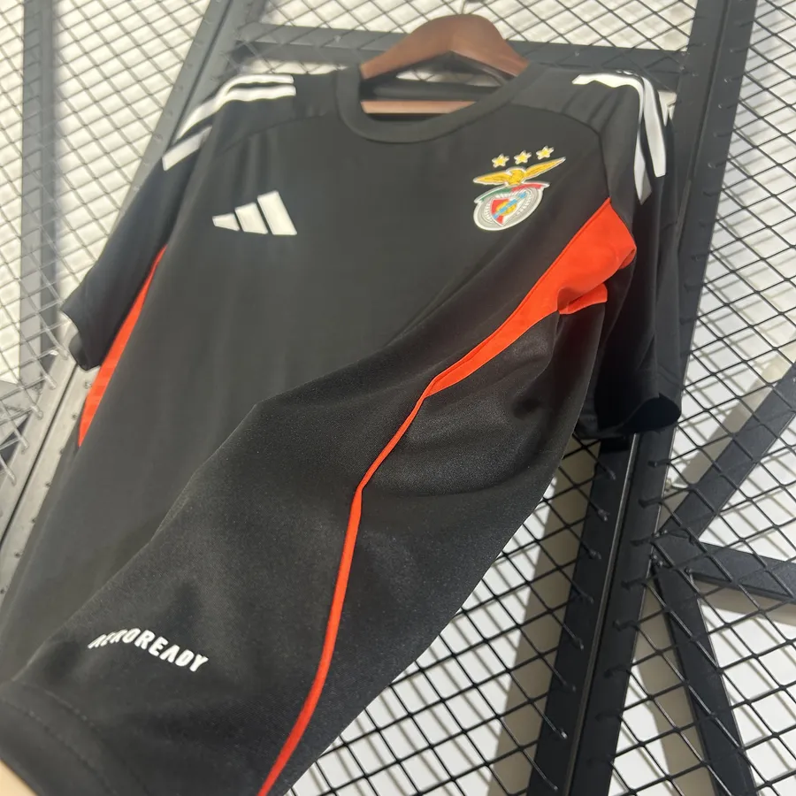 SL Benfica Training Kit 2025/26 - Vista 4