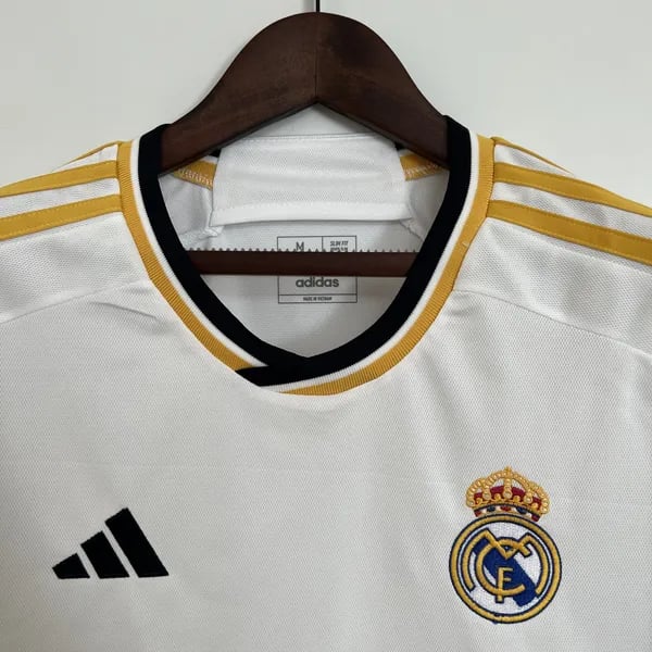 Real Madrid 23/24 Home Jersey - Vista 3