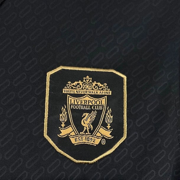 Liverpool Special Edition Jersey - Vista 2