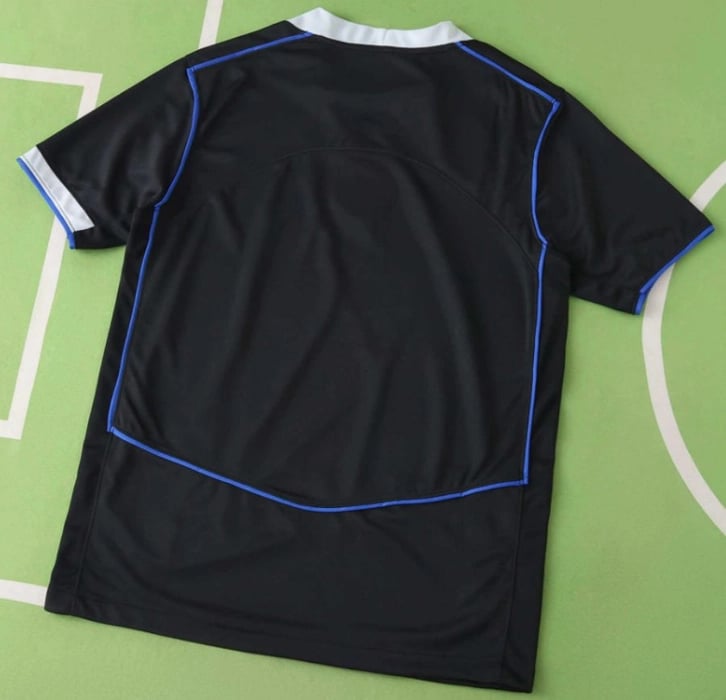 Chelsea F.C. Third Jersey 25/26 - Vista 2