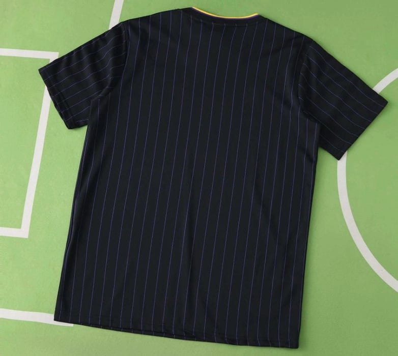 Manchester United X Adidas Originals Jersey 2025 - Vista 2