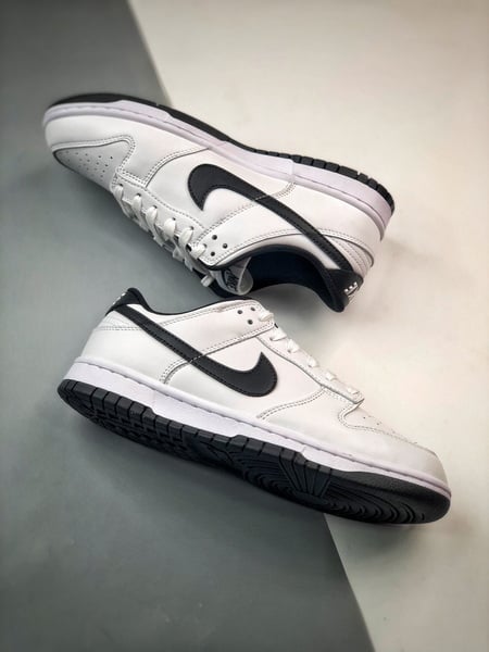 NK Dunk Low White/Black - Vista 6