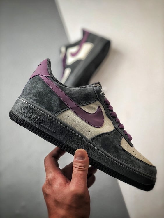 Nike Air Force 1 '07 Low Cinza Nebuloso e Roxo - Vista 7
