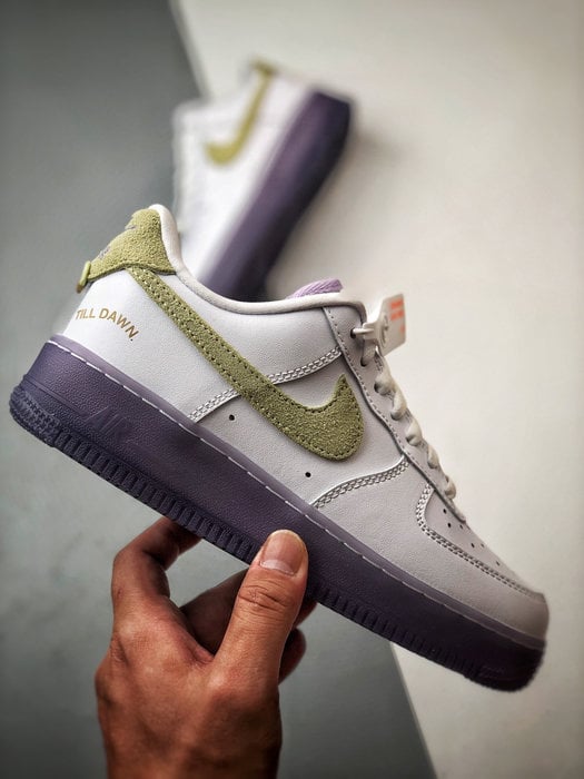 Air Force 1 '07 Low Branco, Verde e Roxo - Vista 7