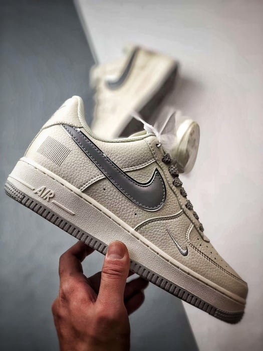 Air Force 1 Low Cinza Menta com Estrelas - Vista 7