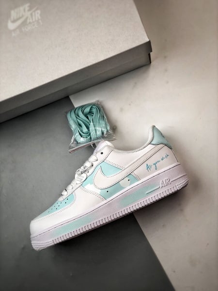 Air Force 1 '07 Low Céu Azul e Branco - Vista 8