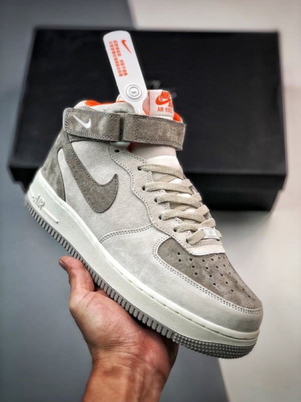 Air Force 1 07 Mid Cinzento e Laranja Camurca - Vista 1