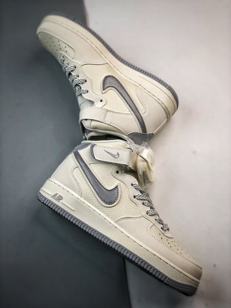 Air Force 1 07 Mid Branco e Cinzento3M - Vista 6