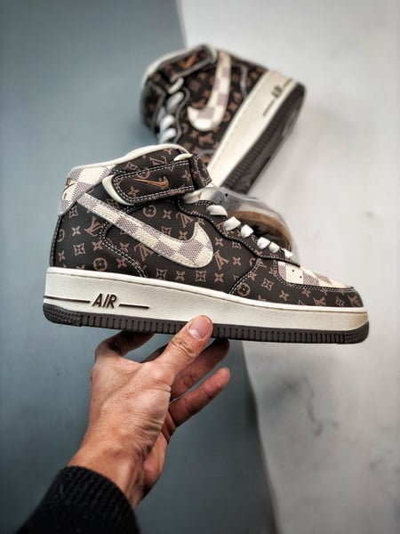 Air Force 1 07 Mid LV Bege e Marrom Estampado Completo - Vista 7