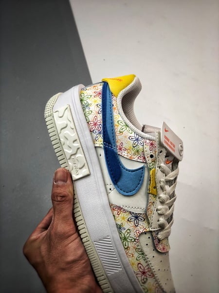 Air Force 1 Fontanka Desconstruido Flores Colorido - Vista 5