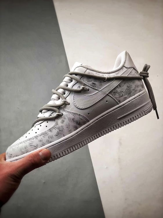 Air Force 1 Low Confissão de Amor Branco e Cinzento Grafíti Tiras - Vista 5