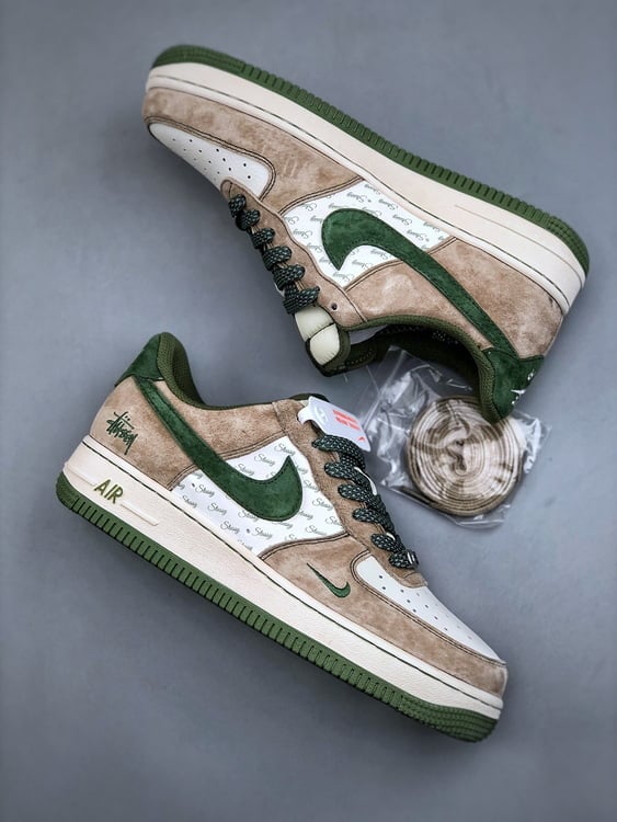 Air Force 1 '07 Low Stüssy Verde e Castanho Claro - Vista 2