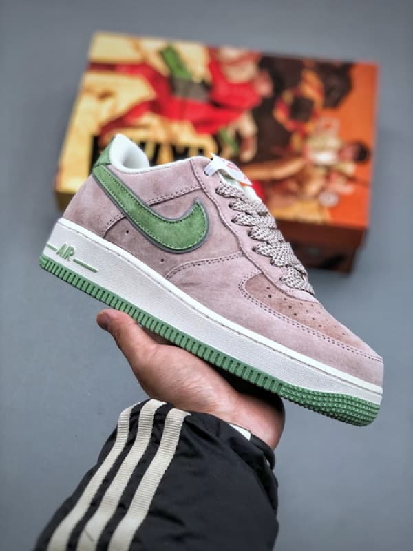 Nike Air Force 1 Low 07 x Otomo Katsuhiro Verde e Rosa