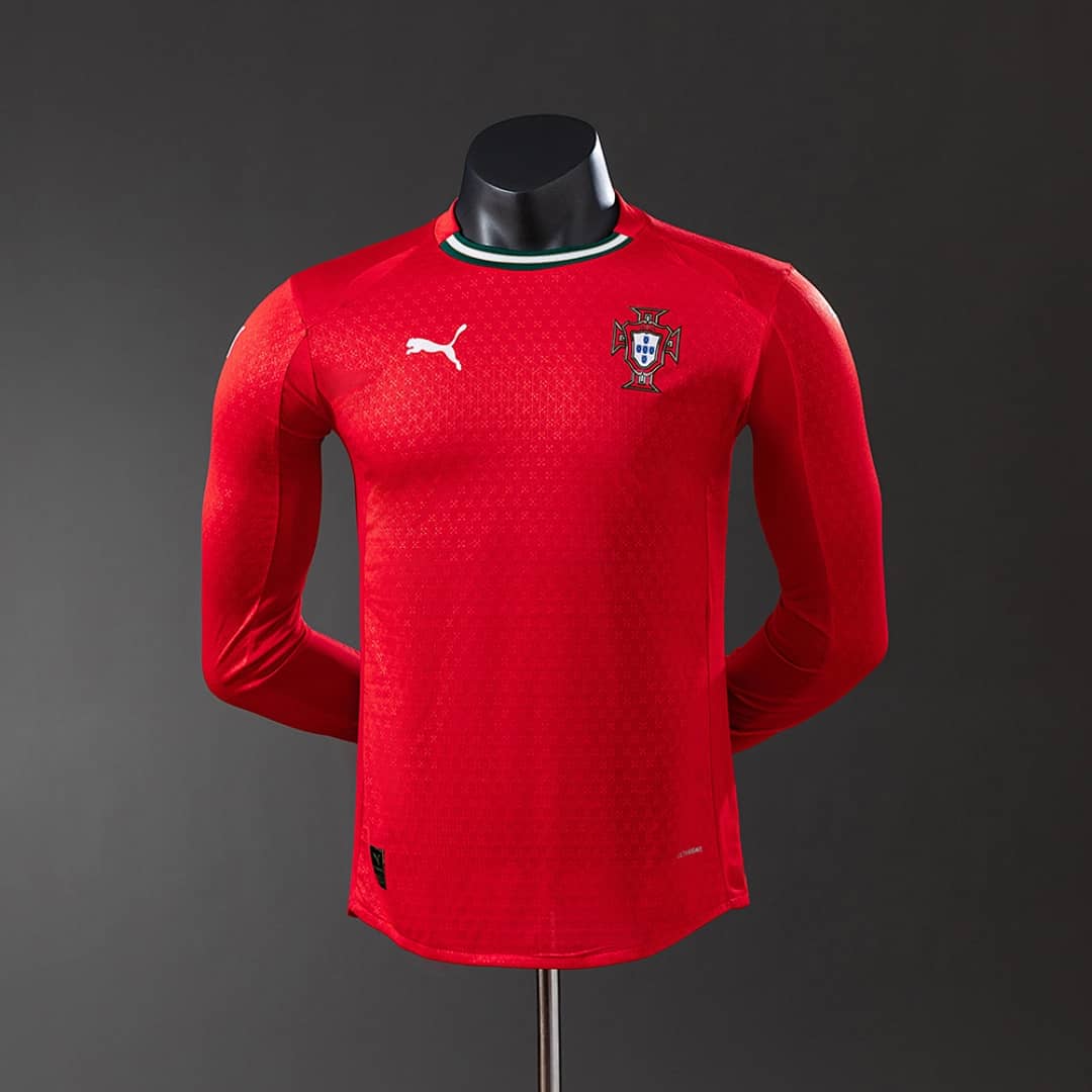 Camisola Principal do Portugal 2025 (Versao Jogador, Manga Longa)