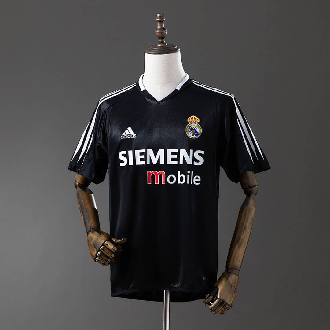 Camisola Terceira do Real Madrid 2004/2005 (Retro)