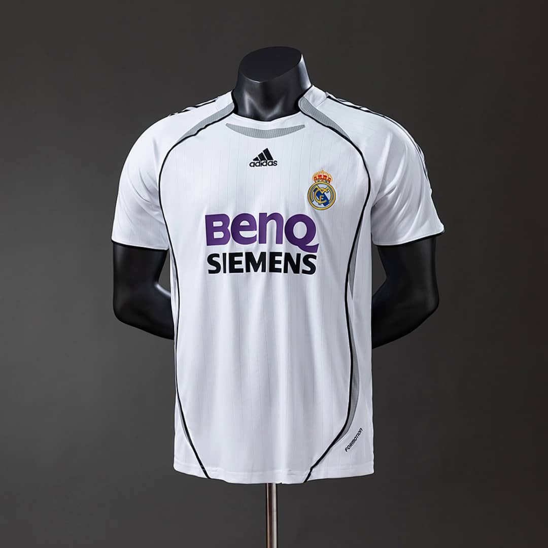 Camisola Principal do Real Madrid 2006/2007 (Retro, Versao Jogador)