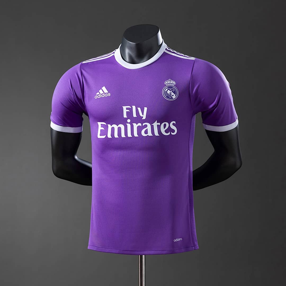Camisola Alternativa do Real Madrid 2016/2017 (Retro, Versao Jogador)