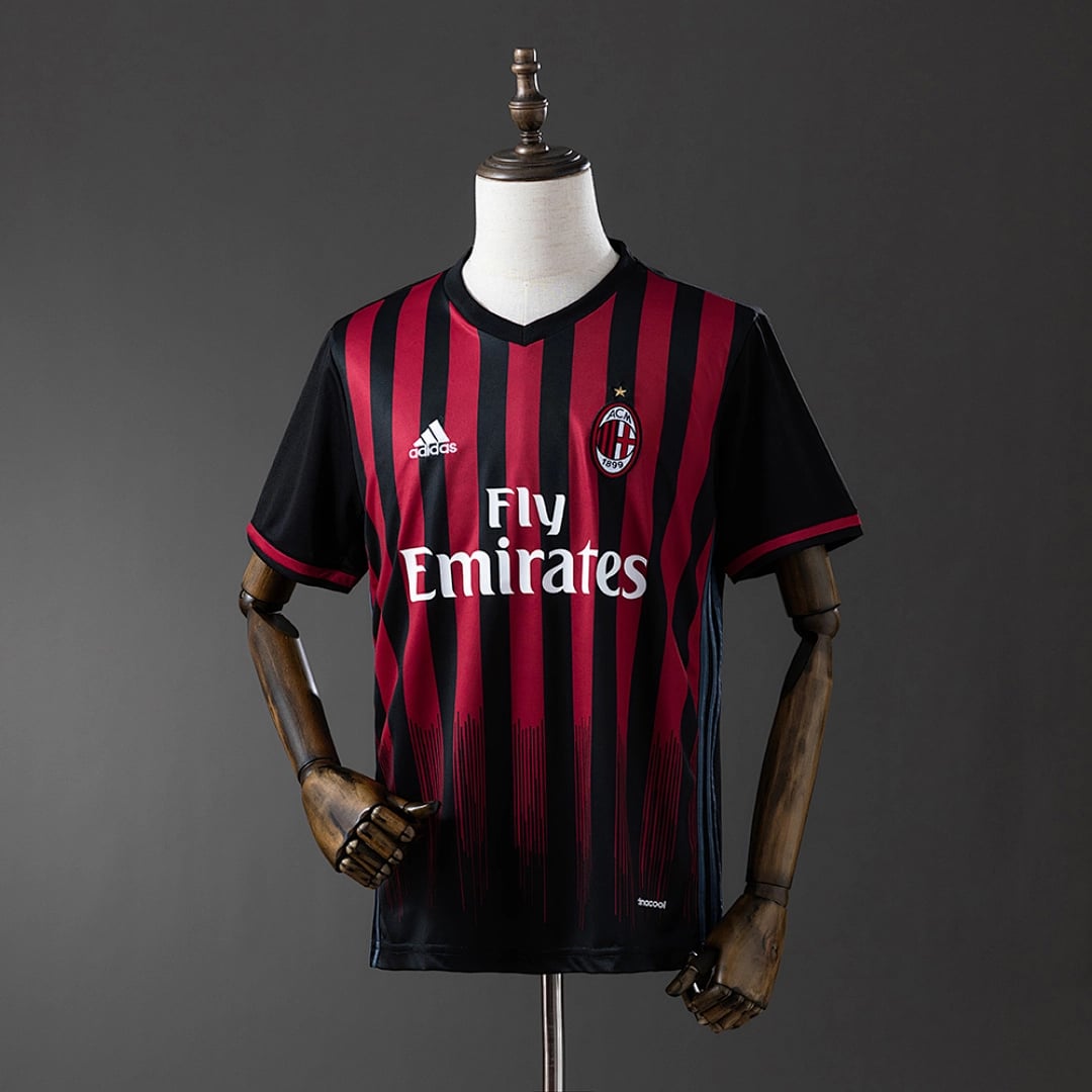 Camisola Principal do AC Milan 2016/2017 (Retro) - Vista 1
