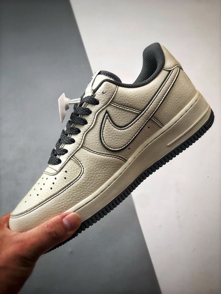 Stussy x Air Force 1 Low Branco e Cinzento Escuro - Vista 5