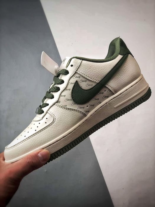 Stussy x Air Force 1 Low Branco e Verde - Vista 5