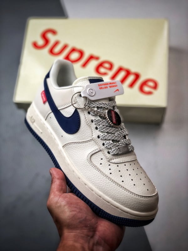 Sup x Air Force 1 Low Off-White e Azul Escuro 3M - Vista 1