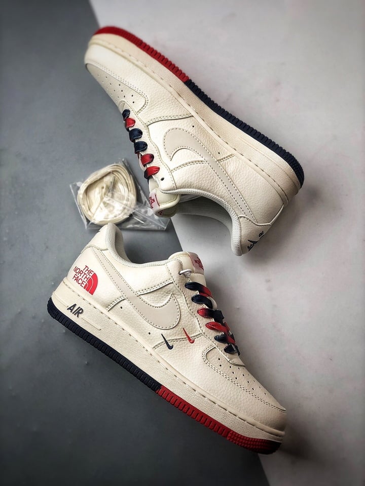 TNF x Nike Air Force 1 Low Azul e Vermelho - Vista 6