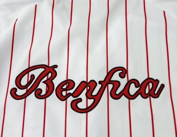 S.L. Benfica x Adidas Originals Special Edition MLB 2025 - Vista 3