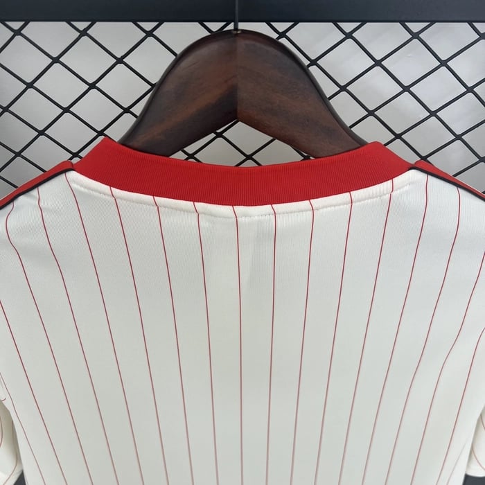 SL Benfica x Adidas Originals Retro Jersey 25/26 - Vista 3