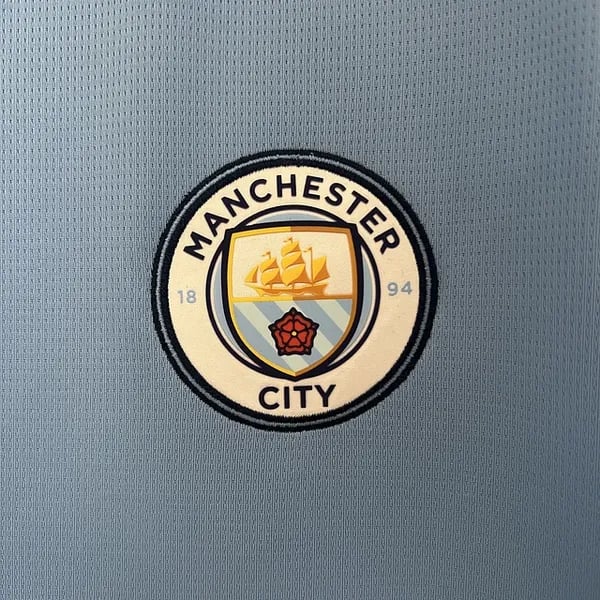 Manchester City 2024/25 Home Jersey - Vista 3