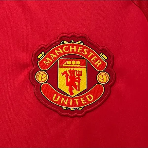 Manchester United 2024/25 Home Jersey - Vista 3